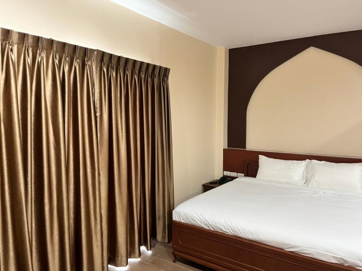 Anwari Hotel Bangkok Dış mekan fotoğraf